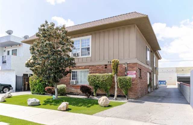 7343 Woodley Avenue photos photos