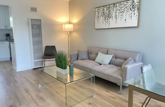 2604-2606 S Aviation Blvd photos photos