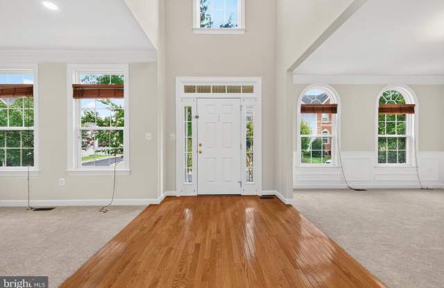 41716 DEER GRASS Terrace Gallery 3