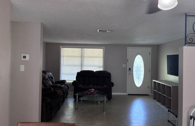 8019 Portage Drive Gallery 1
