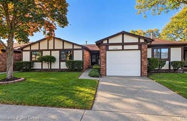 13528 Angela Drive Gallery 1