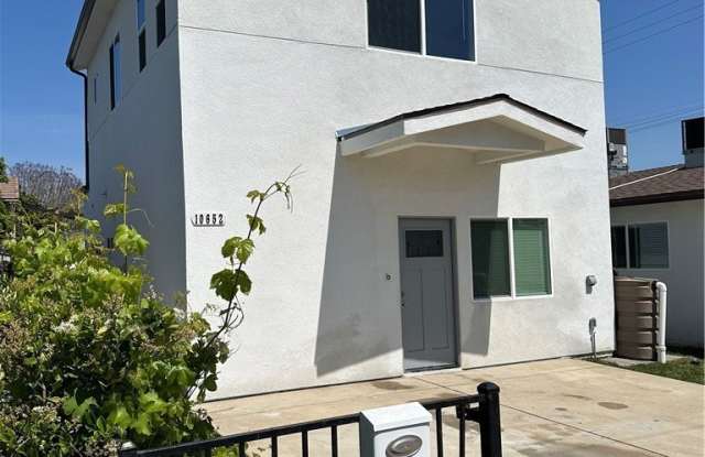 10652 Shoshone Avenue photos photos