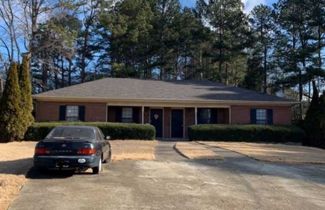 195 Bristol Court - 195 Bristol Court, Lawrenceville, GA 30046