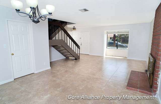 19813 Saticoy Street Gallery 4
