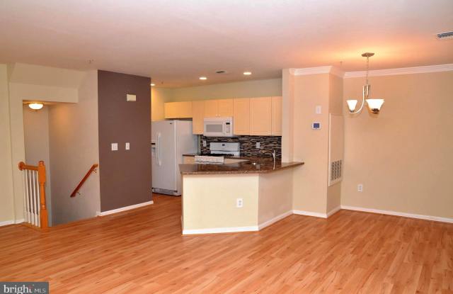12820 FAIR BRIAR LANE Gallery 2