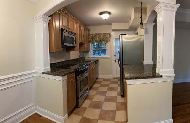 8517 Bradford Road, Unit 6-3 Gallery 2