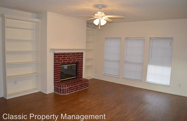 1122 Edenbrook Dr. Gallery 4