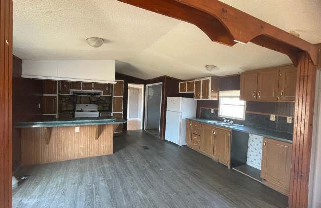 3 BR 2 Bath 1,280 sq ft singlewide mobile home on 1 acre in Ward, AR photos photos