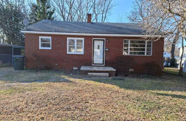 3 Bedroom 1 Bathroom in the Heart of Asheboro photos photos
