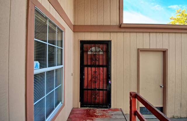 Cozy, Remodeled Gem with Spacious Backyard – Your Perfect Rental Home! photos photos Cozy, Remodeled Gem with Spacious Backyard – Your Perfect Rental Home! photos photos
