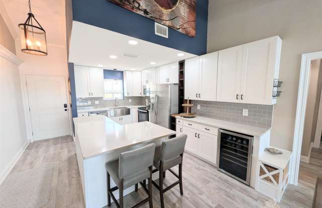 14100 River Rd unit: 323B photos photos