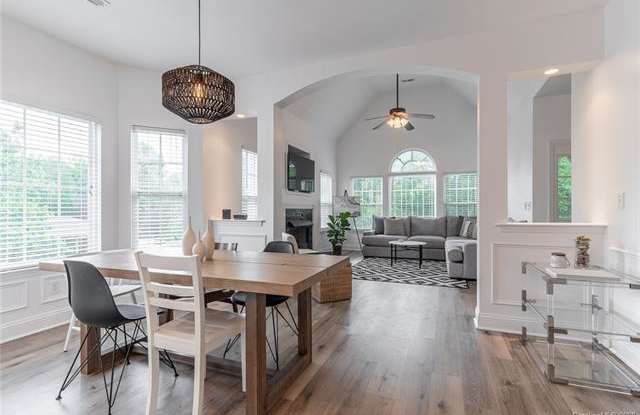 301 Bryte Street - 301 Bryte Street, Mount Holly, NC 28120