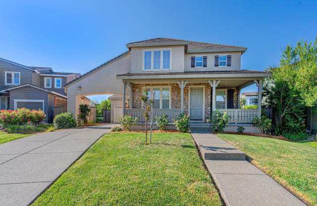 525 Sauvignon Place photos photos
