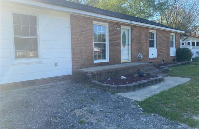 626 Goodyear Drive - 626 Goodyear Drive, Spring Lake, NC 28390