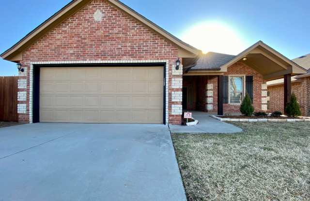 Water Front Property!! 3 Bed, 2 bath with Storm Shelter photos photos