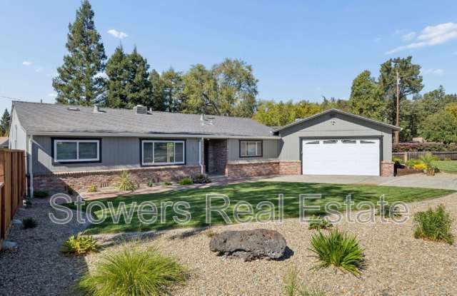 275 Cameo Dr Gallery 2