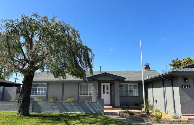 4 BR/2 BA House photos photos