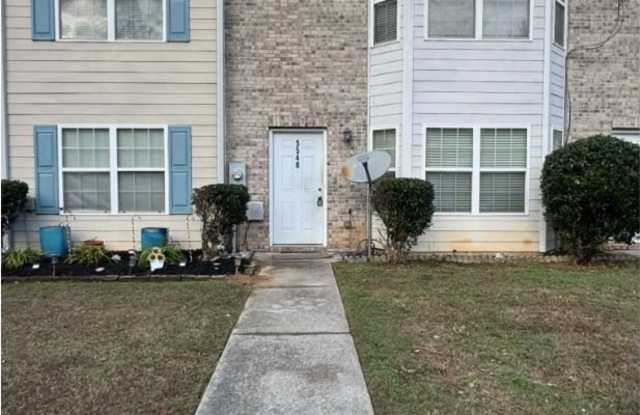 5548 Pineridge Court photos photos