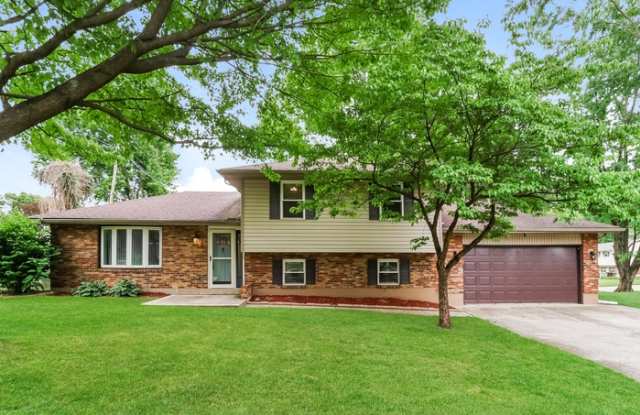 140 Mason Avenue - 140 Mason Avenue, Monroe, OH 45050