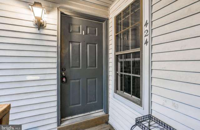 424 DURHAM Court Gallery 4