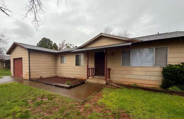 3 BED 1 BATH HOME WITH NEW FLOORING LOCATED IN THE STARVIEW ESTATES SUBDIVISION photos photos