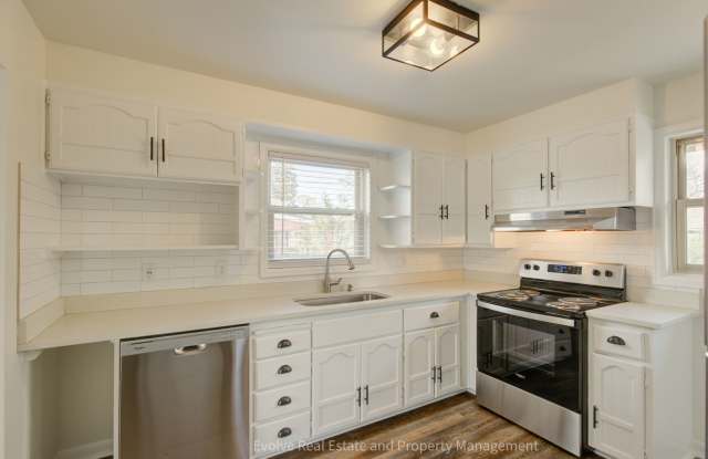 Evolve Real Estate: Welcome to This Spacious 5 Beds/2 Baths Single Family Residence With Great Layout! - 6900 Larsh Drive, Adams County, CO 80221