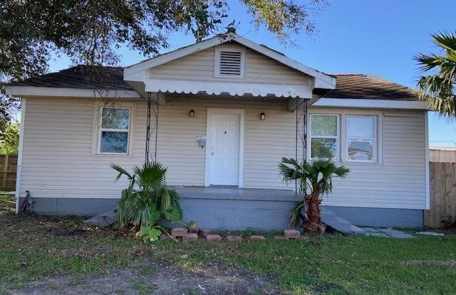524 BERTUCCI Street - 524 Bertucci Street, Marrero, LA 70072