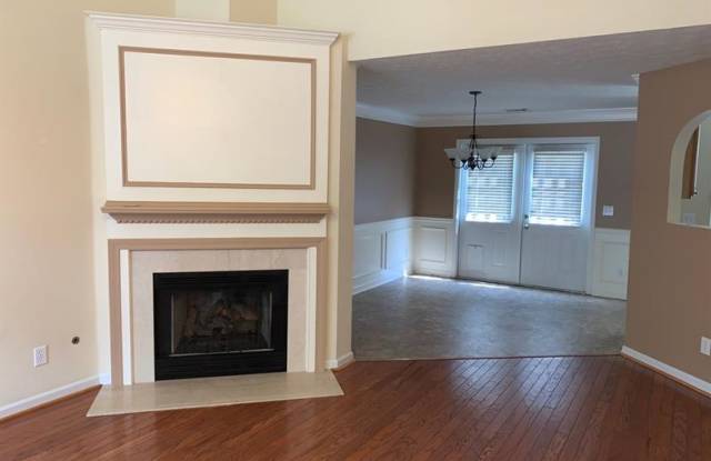 3291 Serenade Ct. Gallery 4