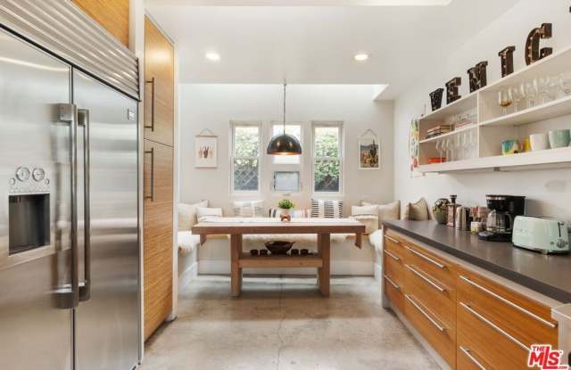 678 Broadway St photos photos