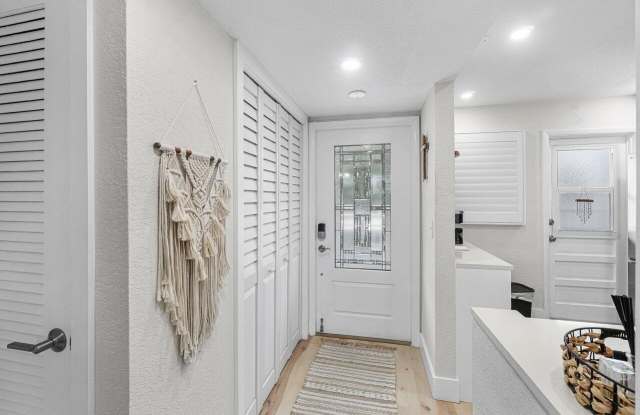 2809 Florida Boulevard Gallery 3