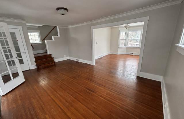 72 Martinot Avenue Gallery 3