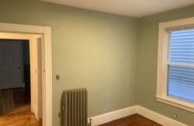 187 Robbins Gallery 4
