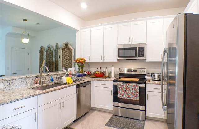 14085 pine lodge Lane Gallery 4