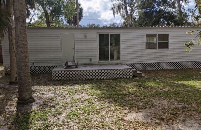42 Seminole Ave - 42 Seminole Ave, Flagler County, FL 32137