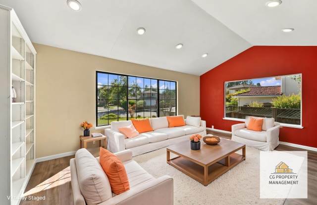 5BD Mission San Jose Home | Downstairs Bedroom + Full Bath | Top Schools Gallery 3