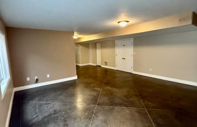 4427 Lago Grande Drive Gallery 3