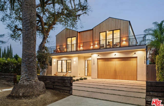 11748 La Maida St photos photos
