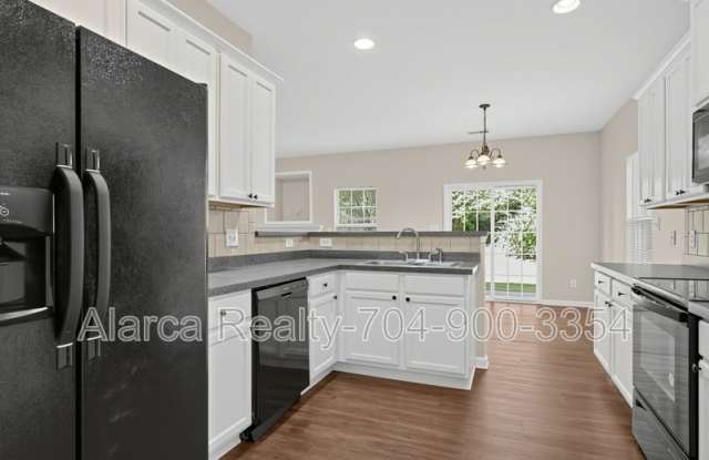 9926 Barrands Ln Gallery 3