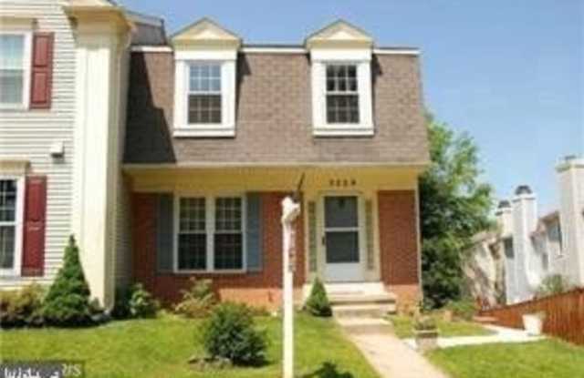 3229 SAINT AUGUSTINE CT #BASEMENT APPARTMENT photos photos