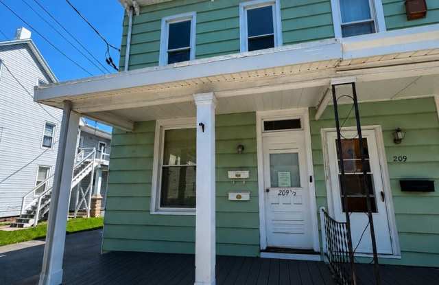 209 Reno Avenue photos photos