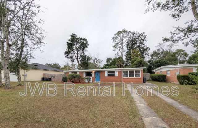 5814 LeGrande St W photos photos