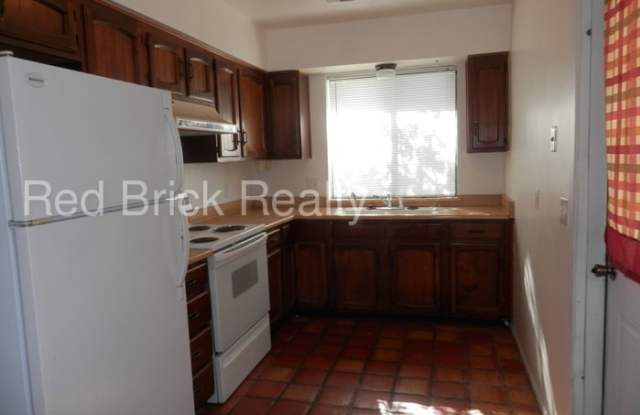 4607 East Camino Street Gallery 4