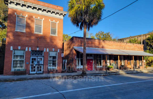 112 NE 1st ST photos photos