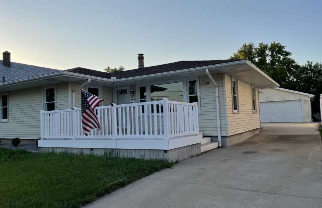 2309 8th Street - 2309 8th Street, Peru, IL 61354