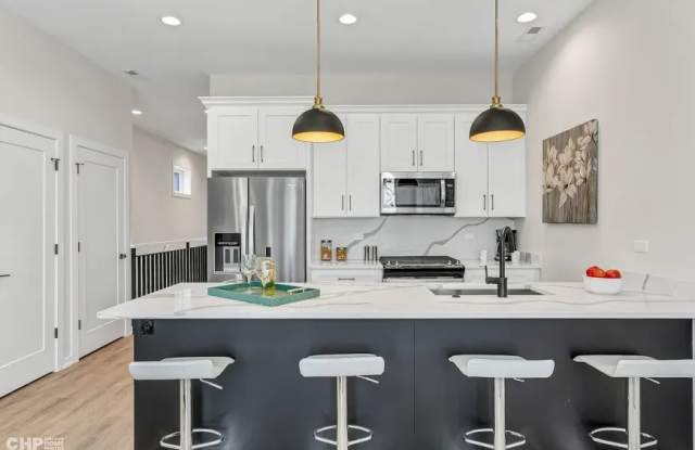 5201 S Wabash photos photos