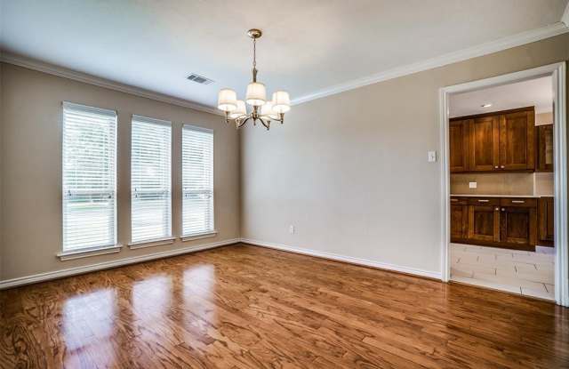 10509 Ravenscroft Drive Gallery 3