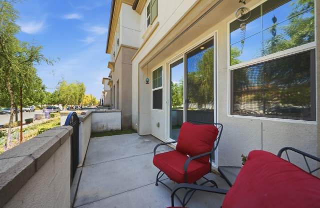 30471 Uniontown Way Gallery 2