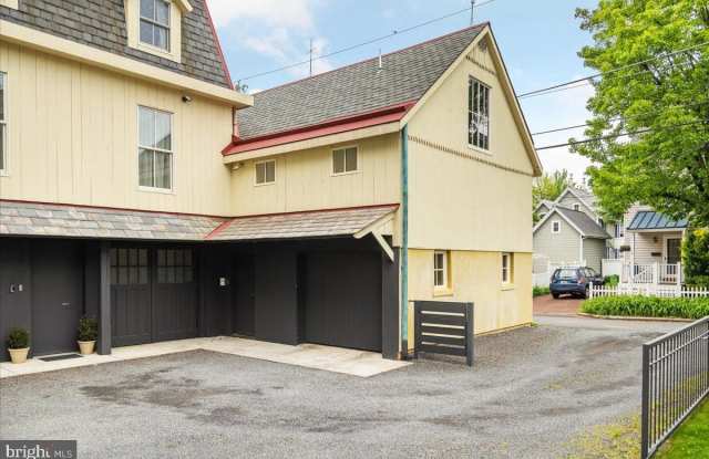 124 MARY STREET - 124 Mary Street, Doylestown, PA 18901