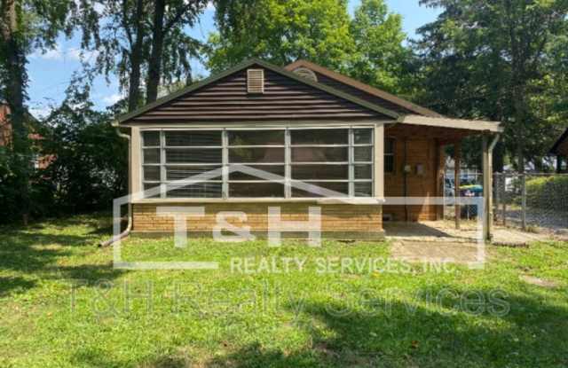 5626 Rosslyn Ave - 5626 Rosslyn Avenue, Indianapolis, IN 46220