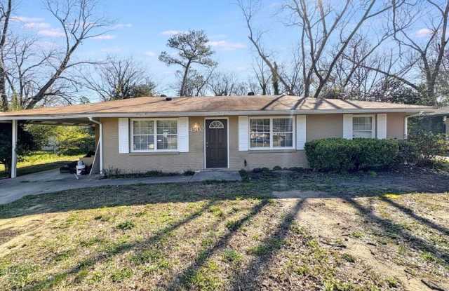 4502 Vinson Ave - 4502 Vinson Avenue, Macon-Bibb, GA 31206 4502 Vinson Ave - 4502 Vinson Avenue, Macon-Bibb, GA 31206